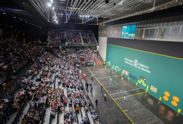 Campeonato de pelota en el frontón de Navarra Arena