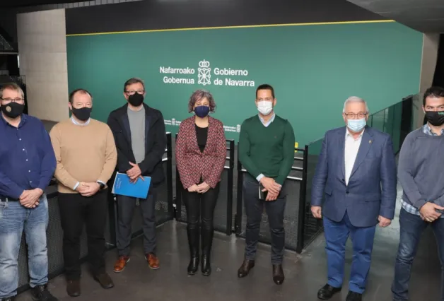 I-D: Javier Conde (FNPV), Borja Osés (LEPM), Inaxio Errandonea (ASPE), Rebeca Esnaola (Consejera), Rámon Urdiain (NICDO), Miguel Pozueta (IND) y Unai Iglesias (Baiko).