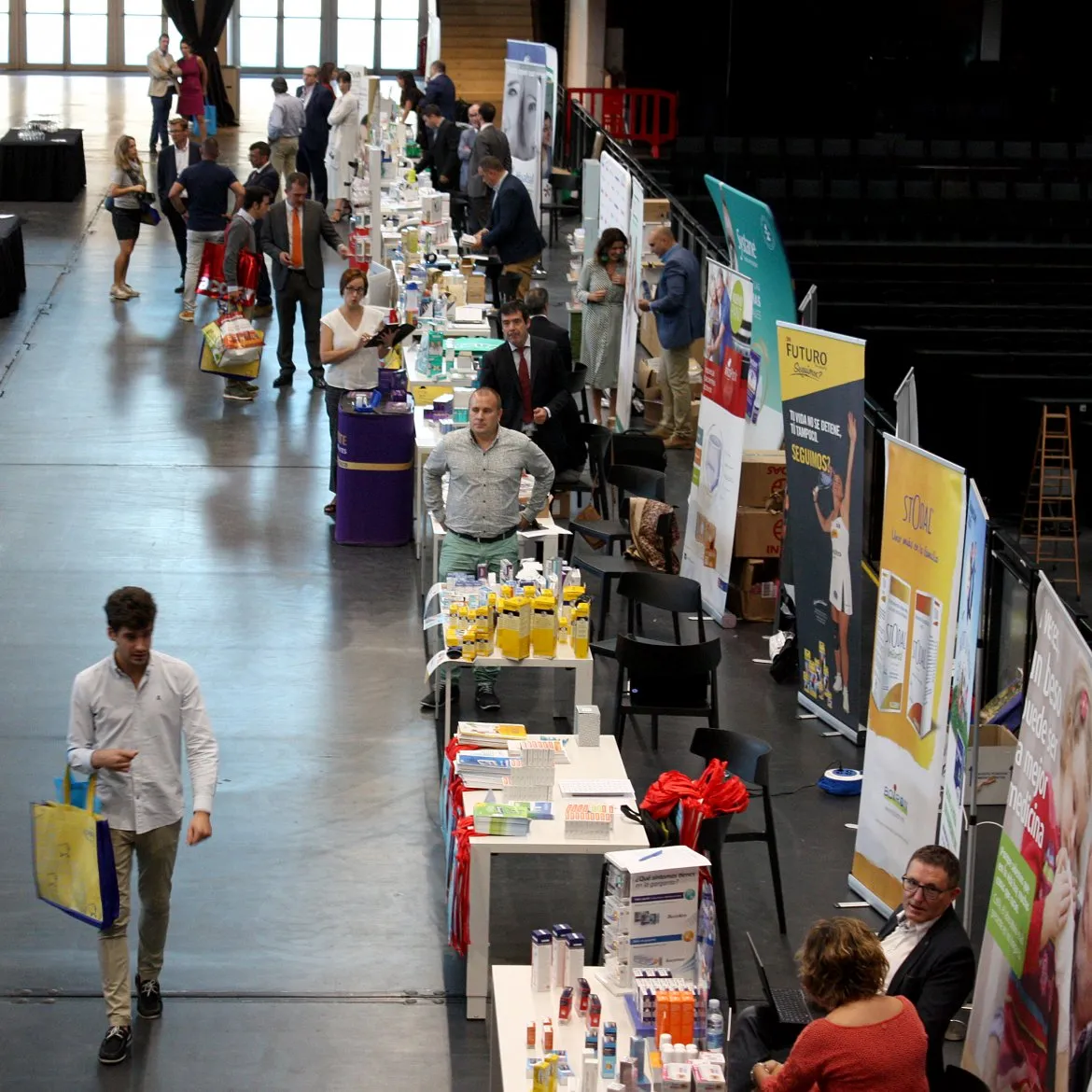 Stands en VIII Expofarma