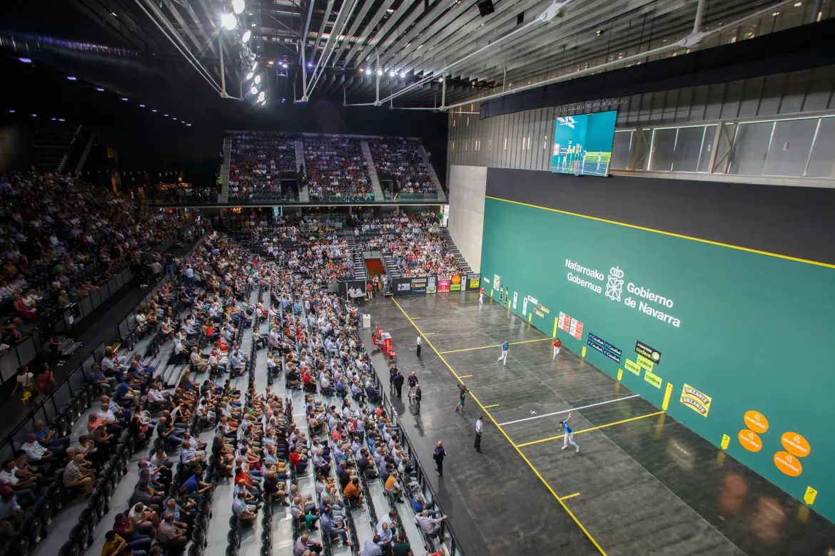 Campeonato de pelota en el frontón de Navarra Arena