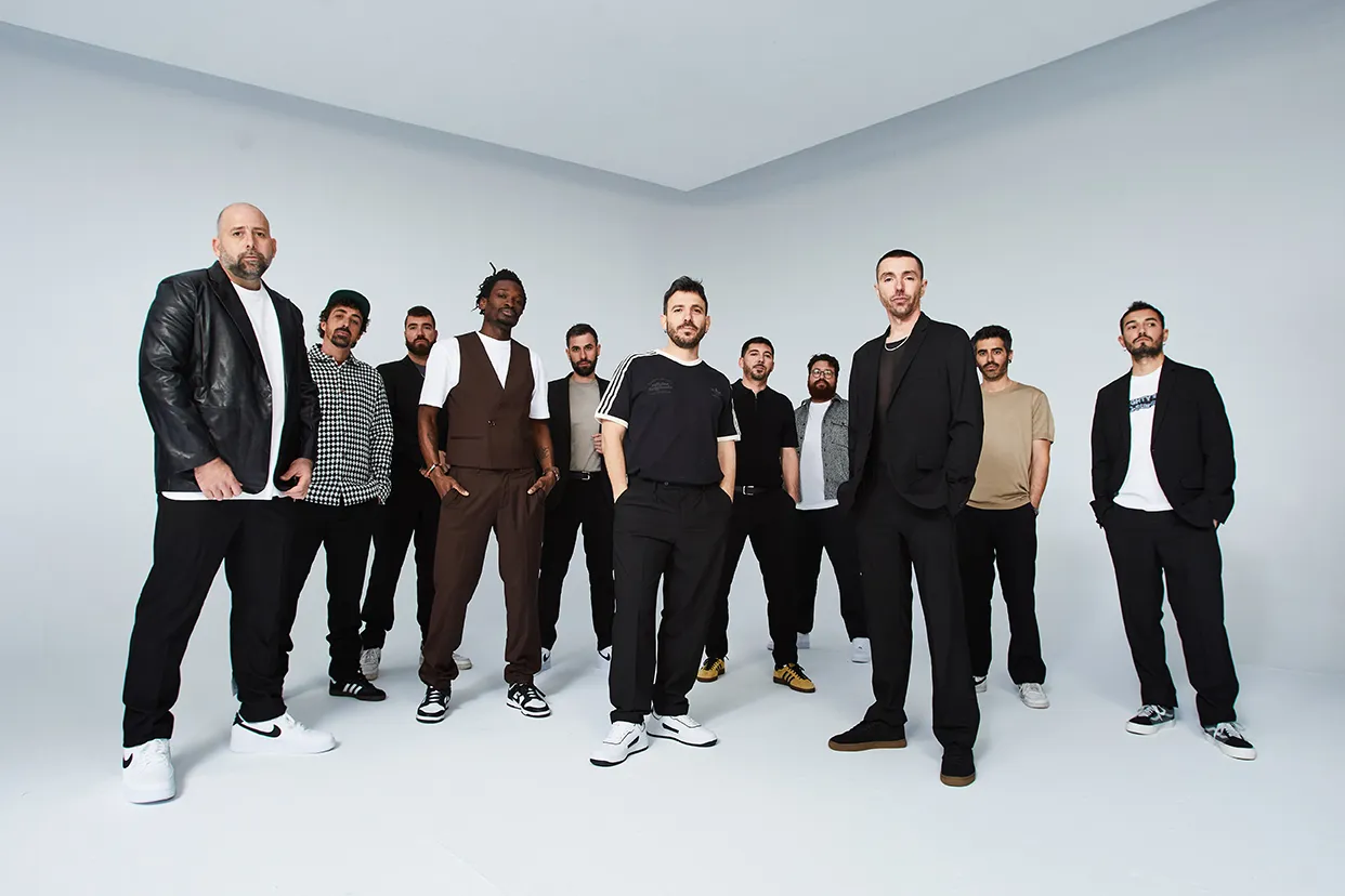 La Raiz grupo completo.